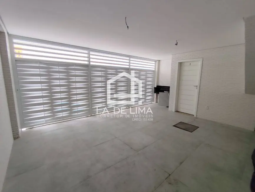 Foto 1 de Casa com 2 quartos à venda, 100m2 em Campo Grande, Santos - SP