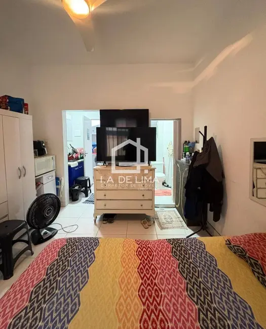 Foto 2 de Kitnet com 1 quarto à venda, 18m2 em Canto do Forte, Praia Grande - SP