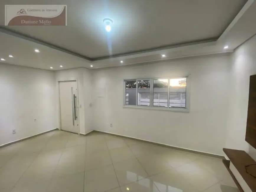 Sobrado com 3 quartos à venda, 140m2 em Residencial Quinta dos Vinhedos, Braganca Paulista - SP - imagem 3 Foto 3 de Sobrado com 3 quartos à venda, 140m2 em Residencial Quinta dos Vinhedos, Braganca Paulista - SP