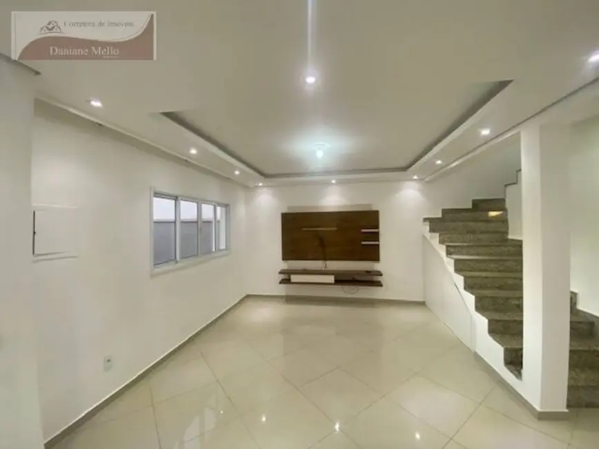 Sobrado com 3 quartos à venda, 140m2 em Residencial Quinta dos Vinhedos, Braganca Paulista - SP - imagem 5 Foto 5 de Sobrado com 3 quartos à venda, 140m2 em Residencial Quinta dos Vinhedos, Braganca Paulista - SP