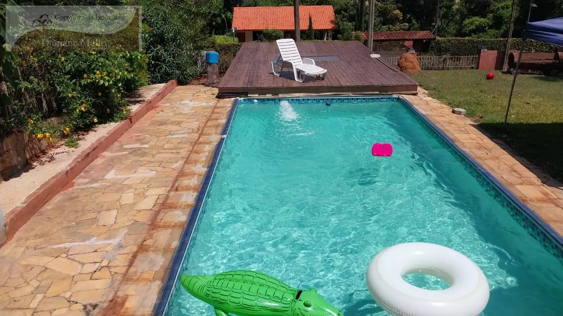 Foto 1 de Chácara com 8 quartos à venda, 1392m2 em Chácaras Santo André, Braganca Paulista - SP