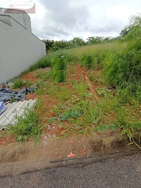Foto 1 de Terreno / Lote à venda, 140m2 em Braganca Paulista - SP