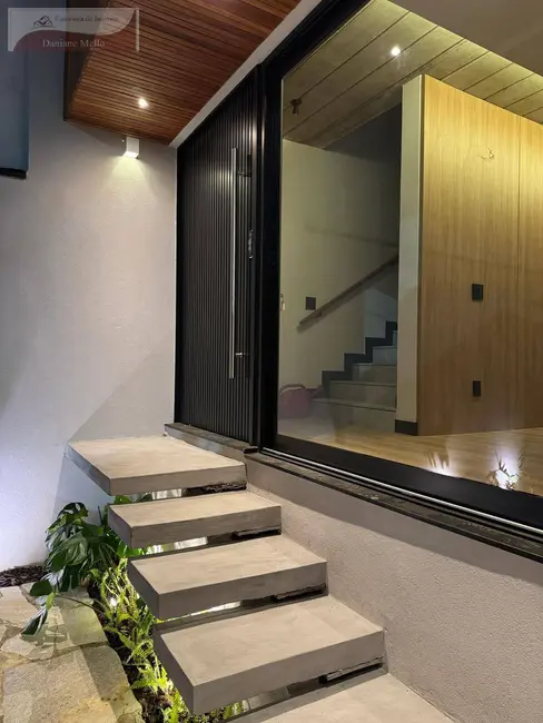 Casa com 3 quartos à venda, 212m2 em Jardim Santa Rita de Cássia, Braganca Paulista - SP - imagem 4 Foto 4 de Casa com 3 quartos à venda, 212m2 em Jardim Santa Rita de Cássia, Braganca Paulista - SP