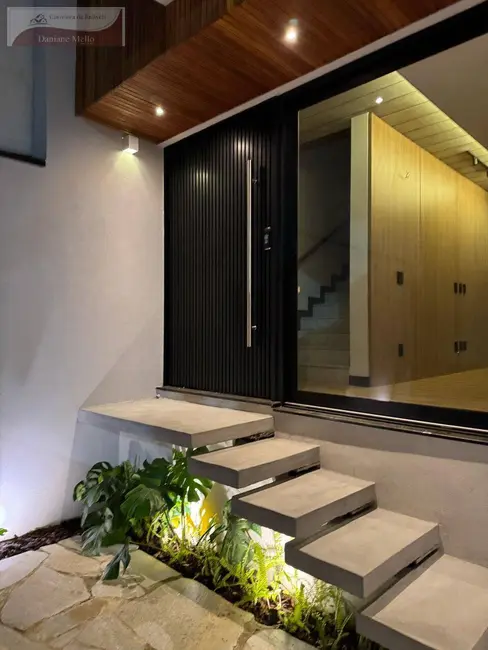 Casa com 3 quartos à venda, 212m2 em Jardim Santa Rita de Cássia, Braganca Paulista - SP - imagem 3 Foto 3 de Casa com 3 quartos à venda, 212m2 em Jardim Santa Rita de Cássia, Braganca Paulista - SP