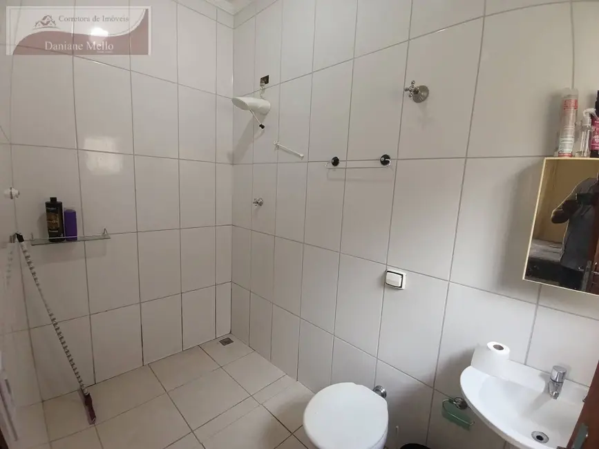 Foto 9 de Casa com 2 quartos à venda e para alugar, 250m2 em Jardim Vista Alegre, Braganca Paulista - SP