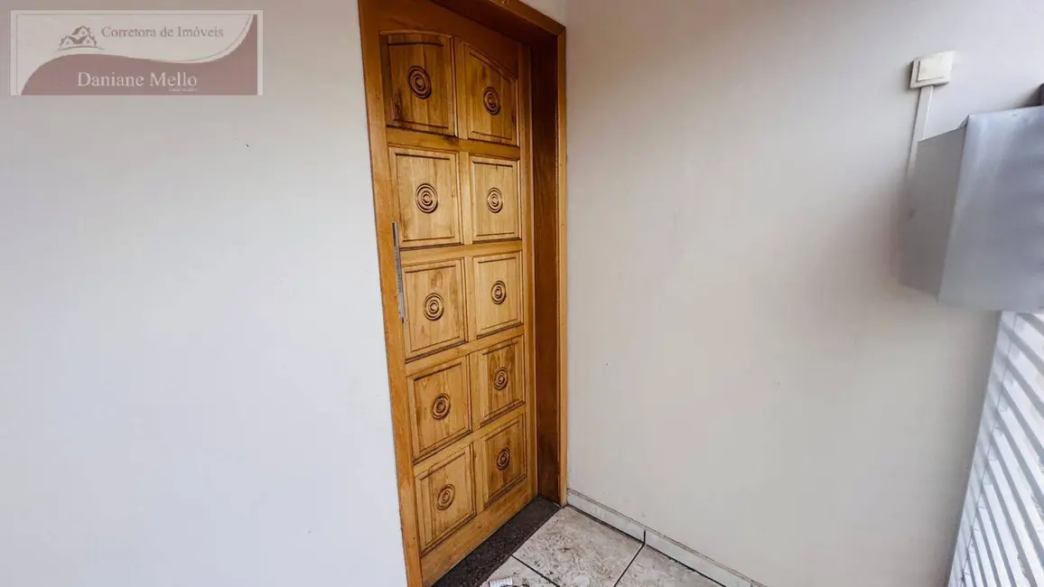 Casa com 3 quartos à venda, 184m2 em Centro, Pinhalzinho - SP - imagem 2 Foto 2 de Casa com 3 quartos à venda, 184m2 em Centro, Pinhalzinho - SP