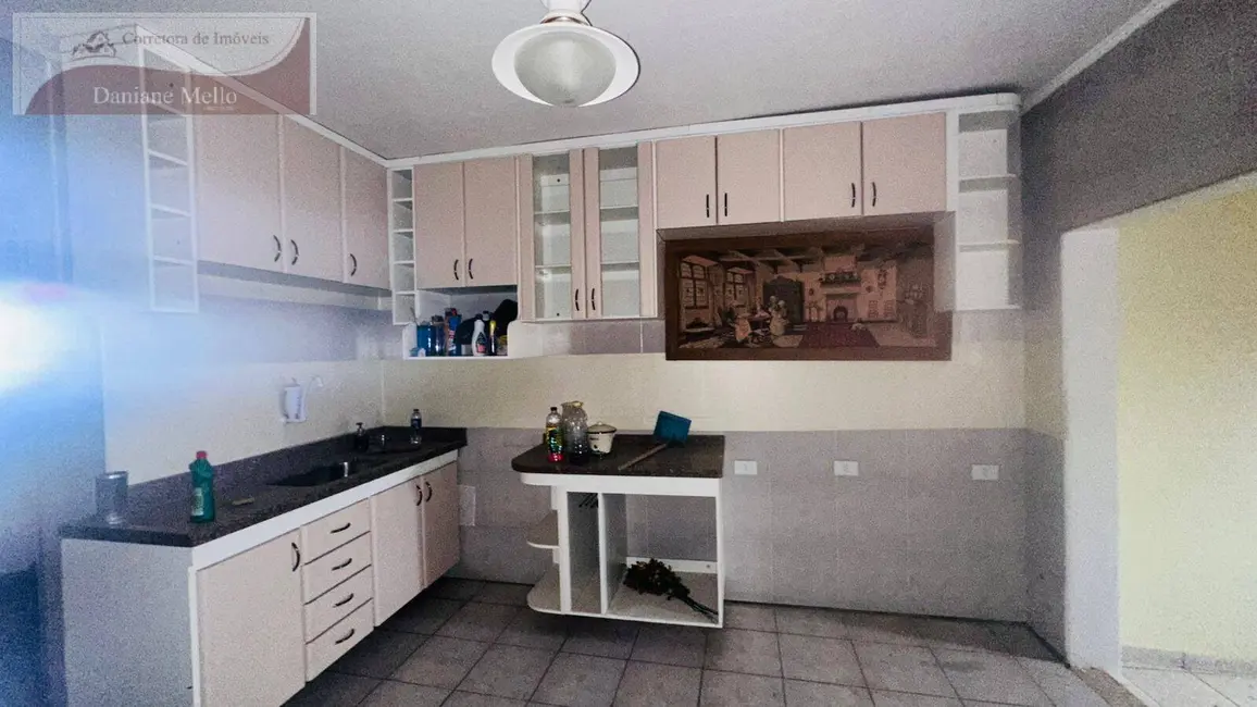 Casa com 3 quartos à venda, 184m2 em Centro, Pinhalzinho - SP - imagem 4 Foto 4 de Casa com 3 quartos à venda, 184m2 em Centro, Pinhalzinho - SP