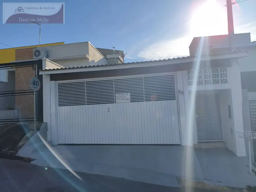 Casa com 2 quartos à venda, 164m2 em Residencial Piemonte, Braganca Paulista - SP - imagem 3 Foto 3 de Casa com 2 quartos à venda, 164m2 em Residencial Piemonte, Braganca Paulista - SP