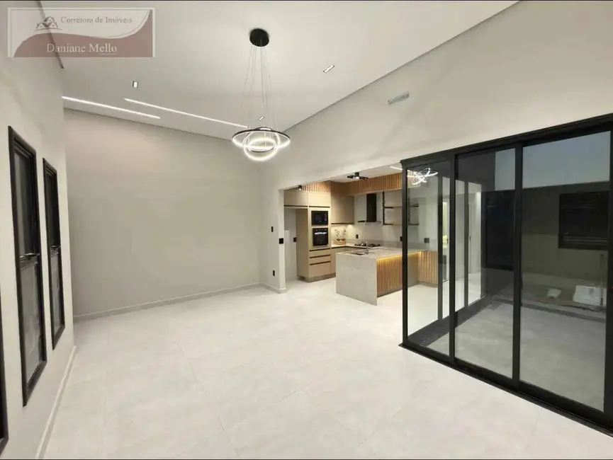 Casa com 3 quartos à venda, 140m2 em Residencial Quinta dos Vinhedos, Braganca Paulista - SP - imagem 5 Foto 5 de Casa com 3 quartos à venda, 140m2 em Residencial Quinta dos Vinhedos, Braganca Paulista - SP