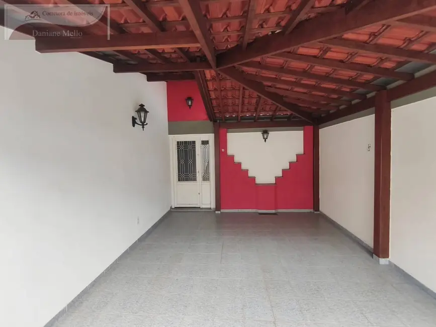 Foto 5 de Sobrado com 3 quartos à venda, 300m2 em Jardim Sevilha, Braganca Paulista - SP