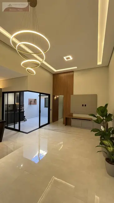 Casa com 3 quartos à venda, 140m2 em Braganca Paulista - SP - imagem 4 Foto 4 de Casa com 3 quartos à venda, 140m2 em Braganca Paulista - SP