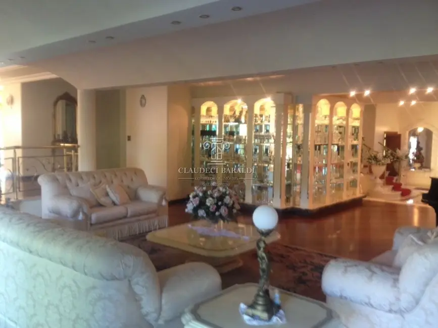 Casa de Condomínio com 6 quartos para alugar, 1300m2 em Parque Reserva Fazenda Imperial, Sorocaba - SP - imagem 7 Foto 7 de Casa de Condomínio com 6 quartos para alugar, 1300m2 em Parque Reserva Fazenda Imperial, Sorocaba - SP