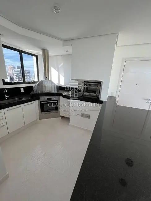 Foto 8 de Cobertura com 3 quartos para alugar, 244m2 em Jardim Faculdade, Sorocaba - SP