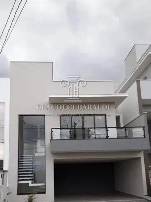 Sobrado com 3 quartos à venda, 161m2 em Wanel Ville, Sorocaba - SP - imagem 3 Foto 3 de Sobrado com 3 quartos à venda, 161m2 em Wanel Ville, Sorocaba - SP