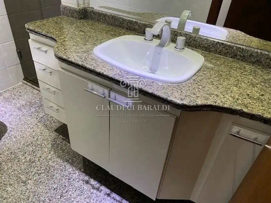 Apartamento com 4 quartos à venda, 212m2 em Centro, Sorocaba - SP - imagem 5 Foto 5 de Apartamento com 4 quartos à venda, 212m2 em Centro, Sorocaba - SP
