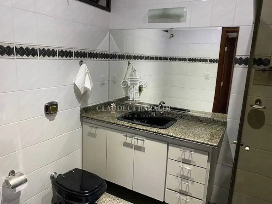 Apartamento com 4 quartos à venda, 212m2 em Centro, Sorocaba - SP - imagem 9 Foto 9 de Apartamento com 4 quartos à venda, 212m2 em Centro, Sorocaba - SP