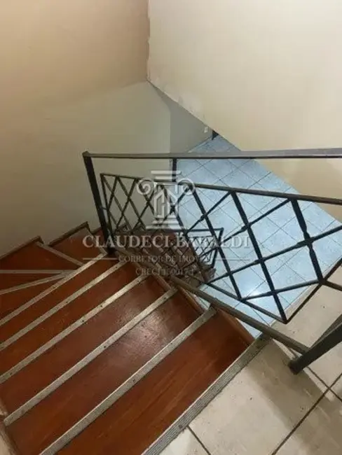 Sobrado com 4 quartos à venda, 250m2 em Centro, Sorocaba - SP - imagem 4 Foto 4 de Sobrado com 4 quartos à venda, 250m2 em Centro, Sorocaba - SP