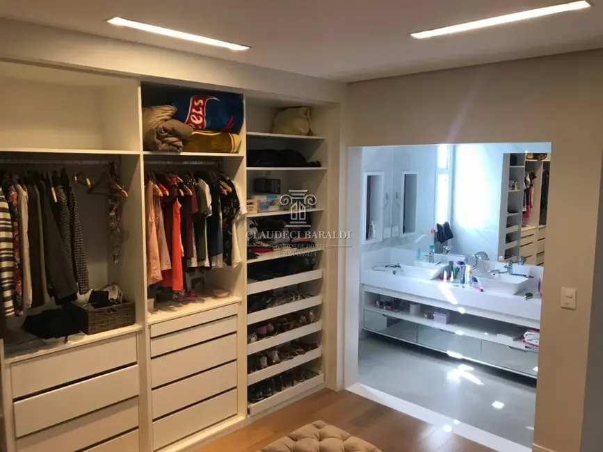 Sobrado com 4 quartos à venda, 540m2 em Parque Reserva Fazenda Imperial, Sorocaba - SP - imagem 3 Foto 3 de Sobrado com 4 quartos à venda, 540m2 em Parque Reserva Fazenda Imperial, Sorocaba - SP