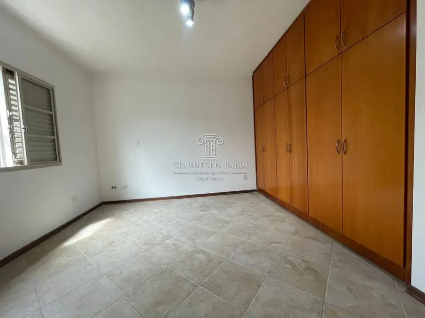 Casa com 4 quartos à venda, 375m2 em Vila Barão, Sorocaba - SP - imagem 5 Foto 5 de Casa com 4 quartos à venda, 375m2 em Vila Barão, Sorocaba - SP