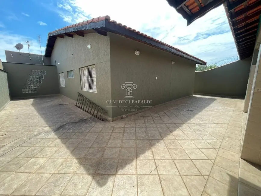 Casa com 4 quartos à venda, 375m2 em Vila Barão, Sorocaba - SP - imagem 3 Foto 3 de Casa com 4 quartos à venda, 375m2 em Vila Barão, Sorocaba - SP