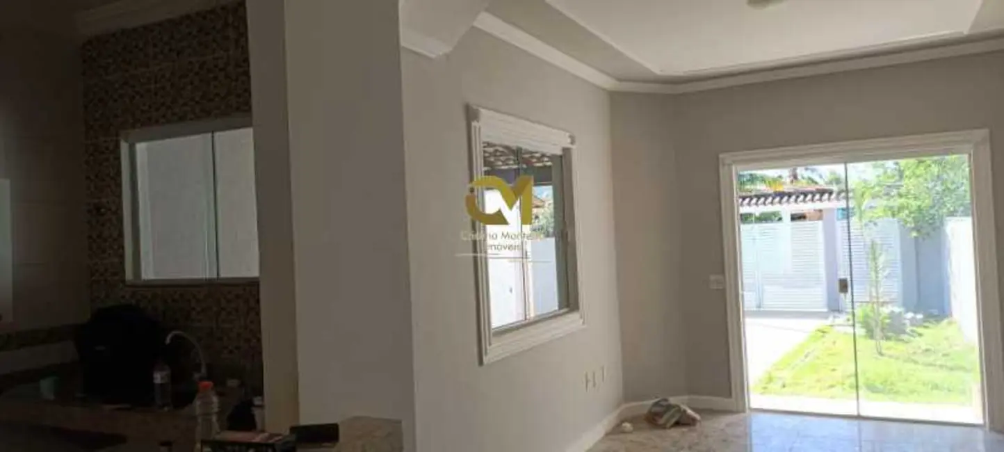 Foto 3 de Casa com 3 quartos à venda, 100m2 em Marica - RJ