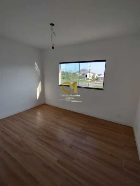 Foto 7 de Casa de Condomínio com 3 quartos à venda, 210m2 em Marica - RJ