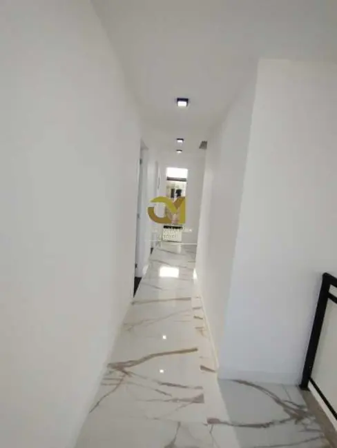 Foto 4 de Casa de Condomínio com 3 quartos à venda, 210m2 em Marica - RJ