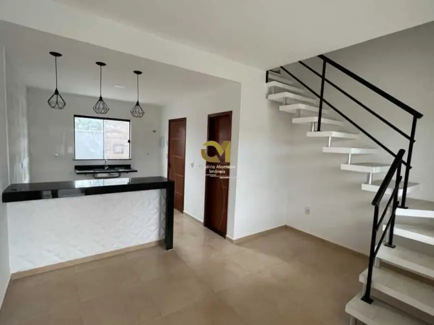 Foto 4 de Casa com 2 quartos à venda, 61m2 em Marica - RJ