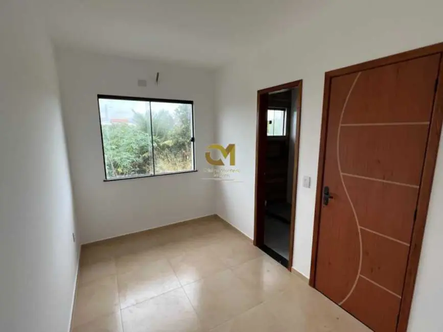 Foto 9 de Casa com 2 quartos à venda, 61m2 em Marica - RJ
