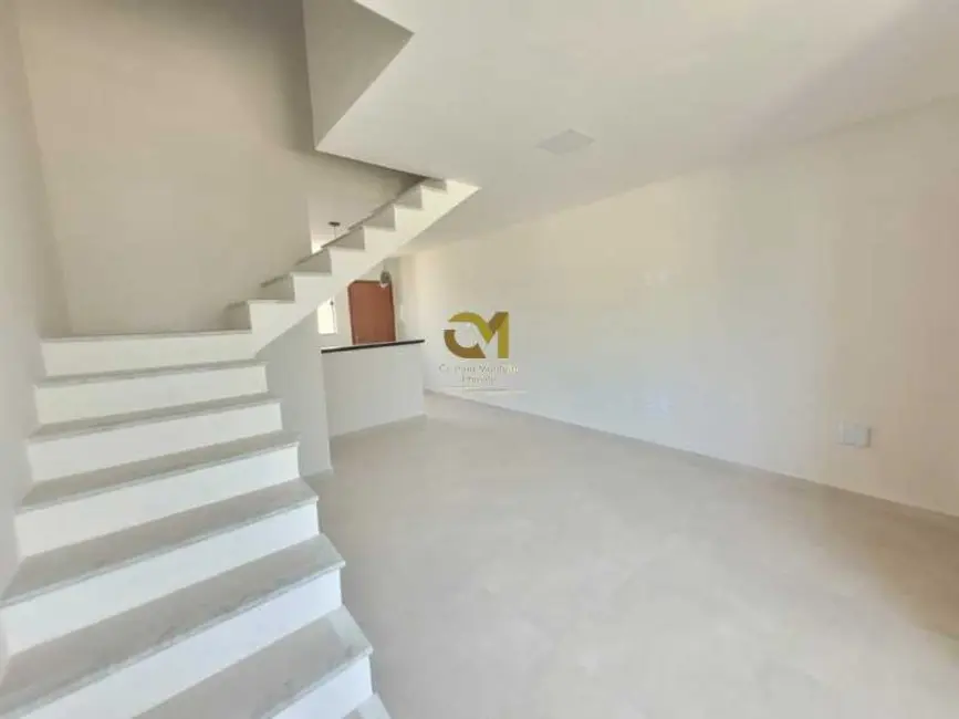 Foto 2 de Casa com 2 quartos à venda em Marica - RJ