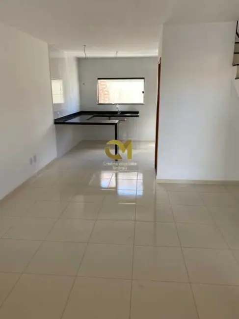 Foto 6 de Casa com 2 quartos à venda, 94m2 em Marica - RJ