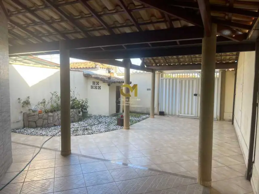 Foto 2 de Casa com 2 quartos à venda em Marica - RJ