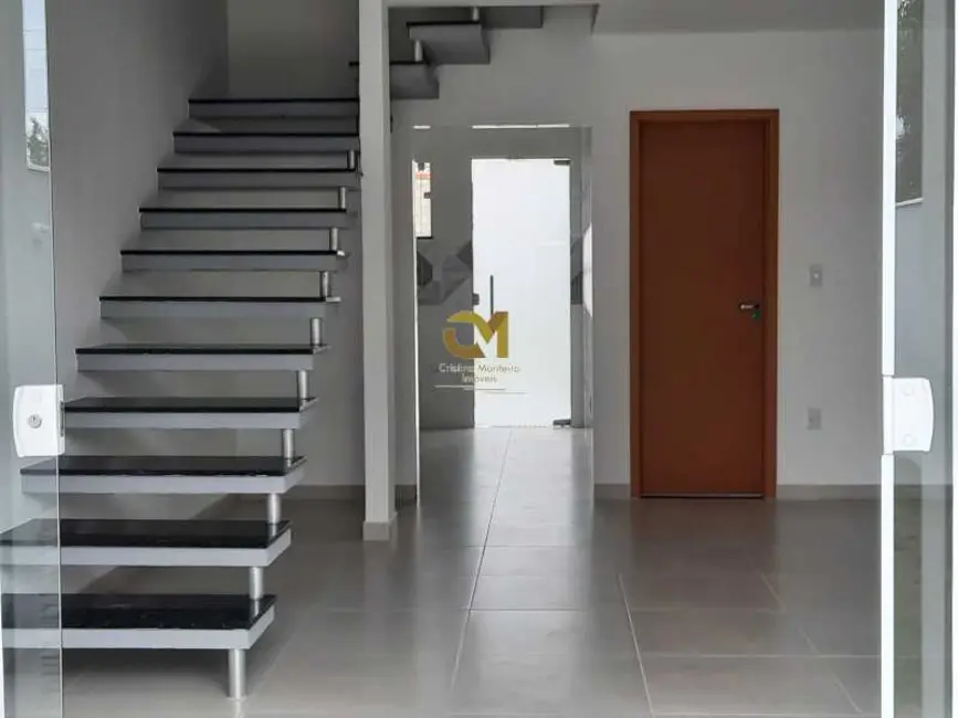 Casa com 3 quartos à venda em Marica - RJ - imagem 4 Foto 4 de Casa com 3 quartos à venda em Marica - RJ