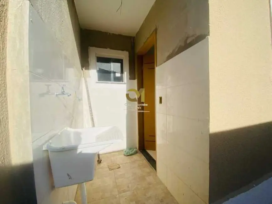 Foto 8 de Casa com 2 quartos à venda, 66m2 em Marica - RJ