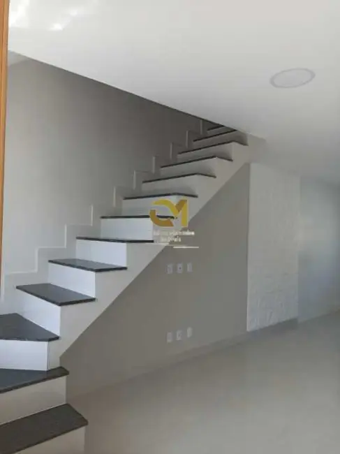 Foto 9 de Casa com 2 quartos à venda em Marica - RJ