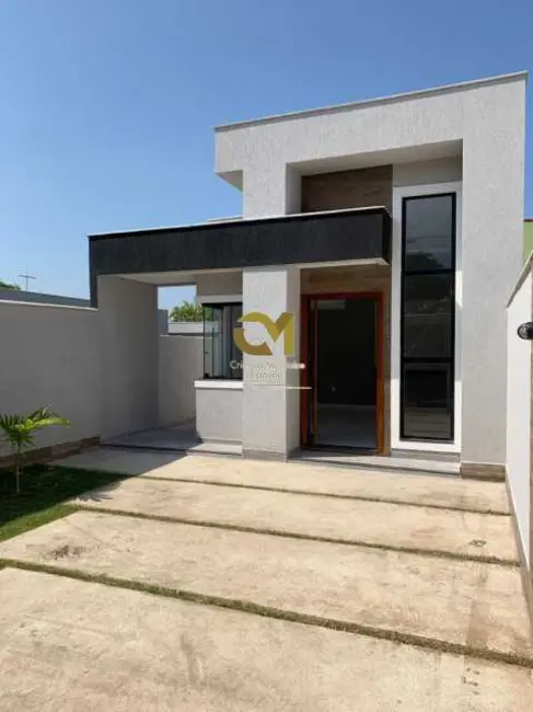 Casa com 3 quartos à venda em Marica - RJ - imagem 2 Foto 2 de Casa com 3 quartos à venda em Marica - RJ