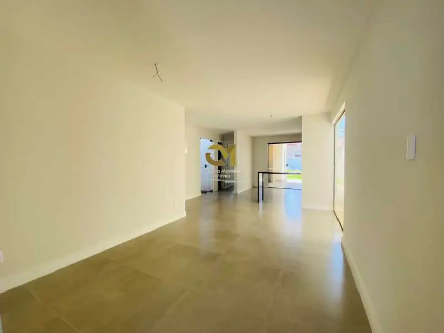 Foto 6 de Casa com 3 quartos à venda, 110m2 em Marica - RJ