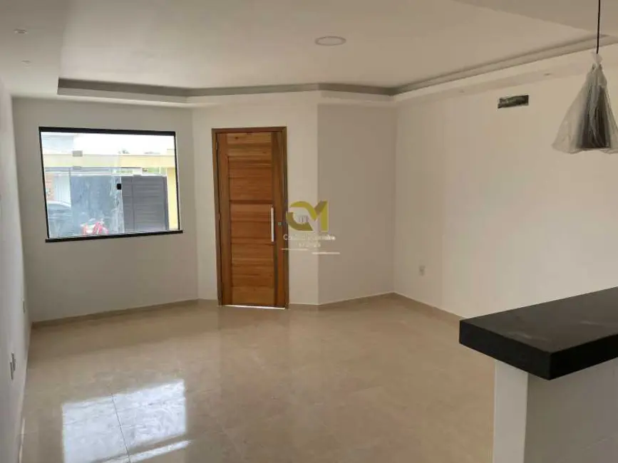 Foto 5 de Casa com 2 quartos à venda, 86m2 em Marica - RJ