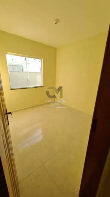 Foto 6 de Casa com 2 quartos à venda, 69m2 em Marica - RJ