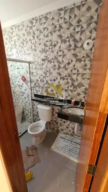 Foto 8 de Casa com 2 quartos à venda, 69m2 em Marica - RJ