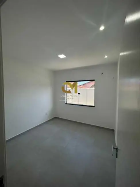 Foto 9 de Casa com 2 quartos à venda, 90m2 em Marica - RJ