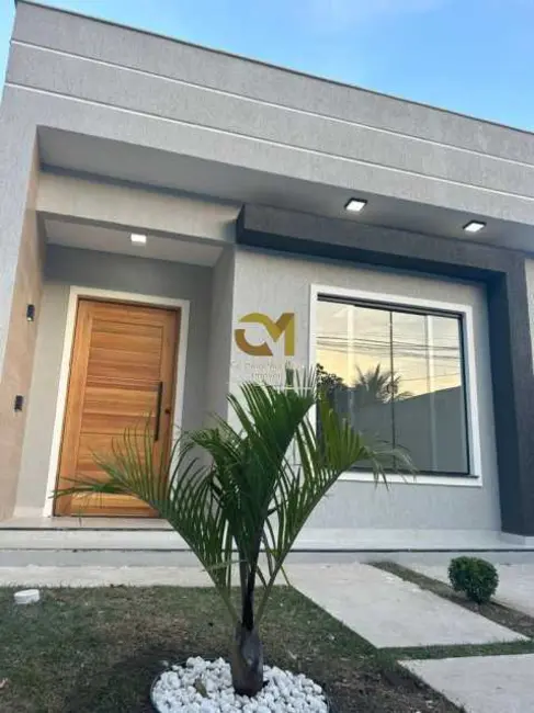Foto 3 de Casa com 2 quartos à venda, 90m2 em Marica - RJ