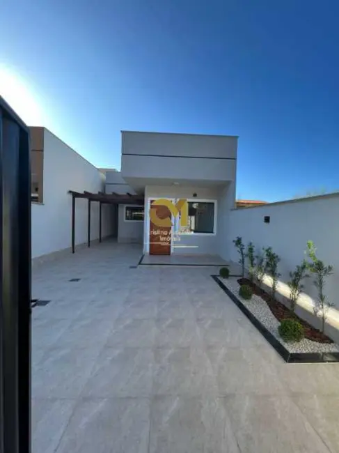 Foto 1 de Casa com 3 quartos à venda, 102m2 em Marica - RJ