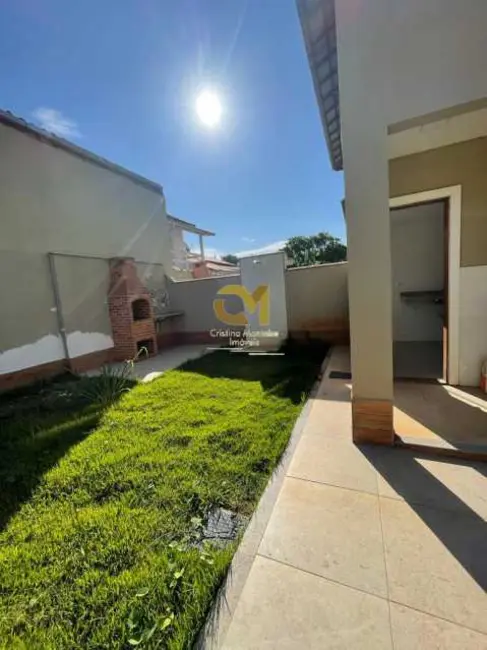 Foto 6 de Casa com 2 quartos à venda, 73m2 em Marica - RJ
