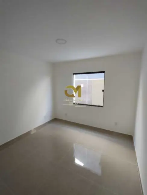 Foto 8 de Casa com 2 quartos à venda em Marica - RJ