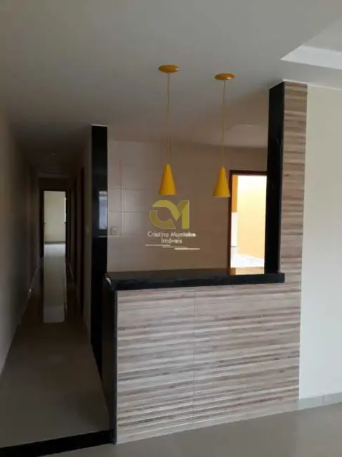 Foto 2 de Casa com 3 quartos à venda em Marica - RJ