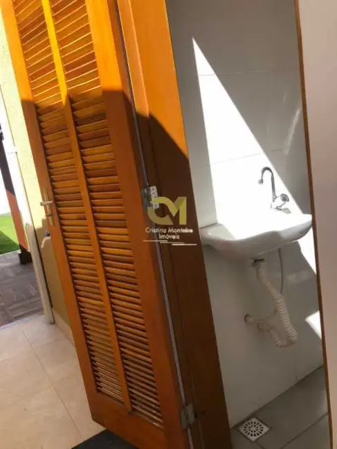 Foto 3 de Casa com 2 quartos à venda em Marica - RJ