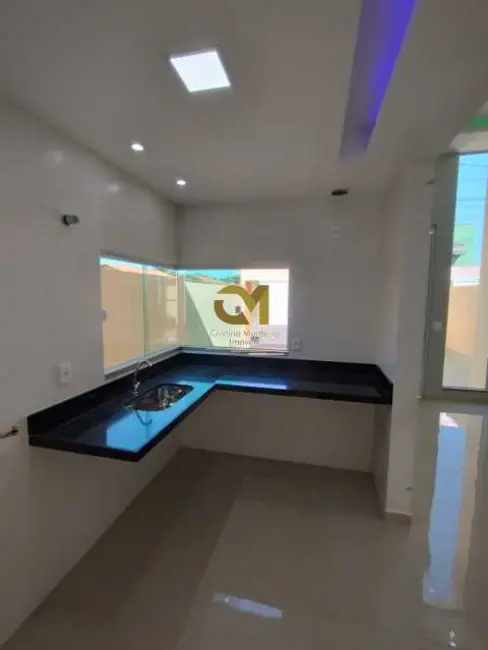 Foto 3 de Casa com 3 quartos à venda em Marica - RJ