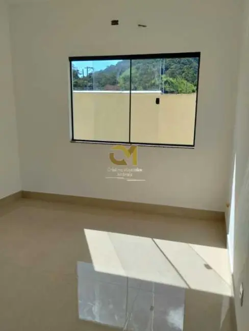 Foto 8 de Casa de Condomínio com 3 quartos à venda em Marica - RJ