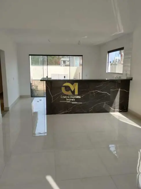 Foto 4 de Casa de Condomínio com 3 quartos à venda em Marica - RJ